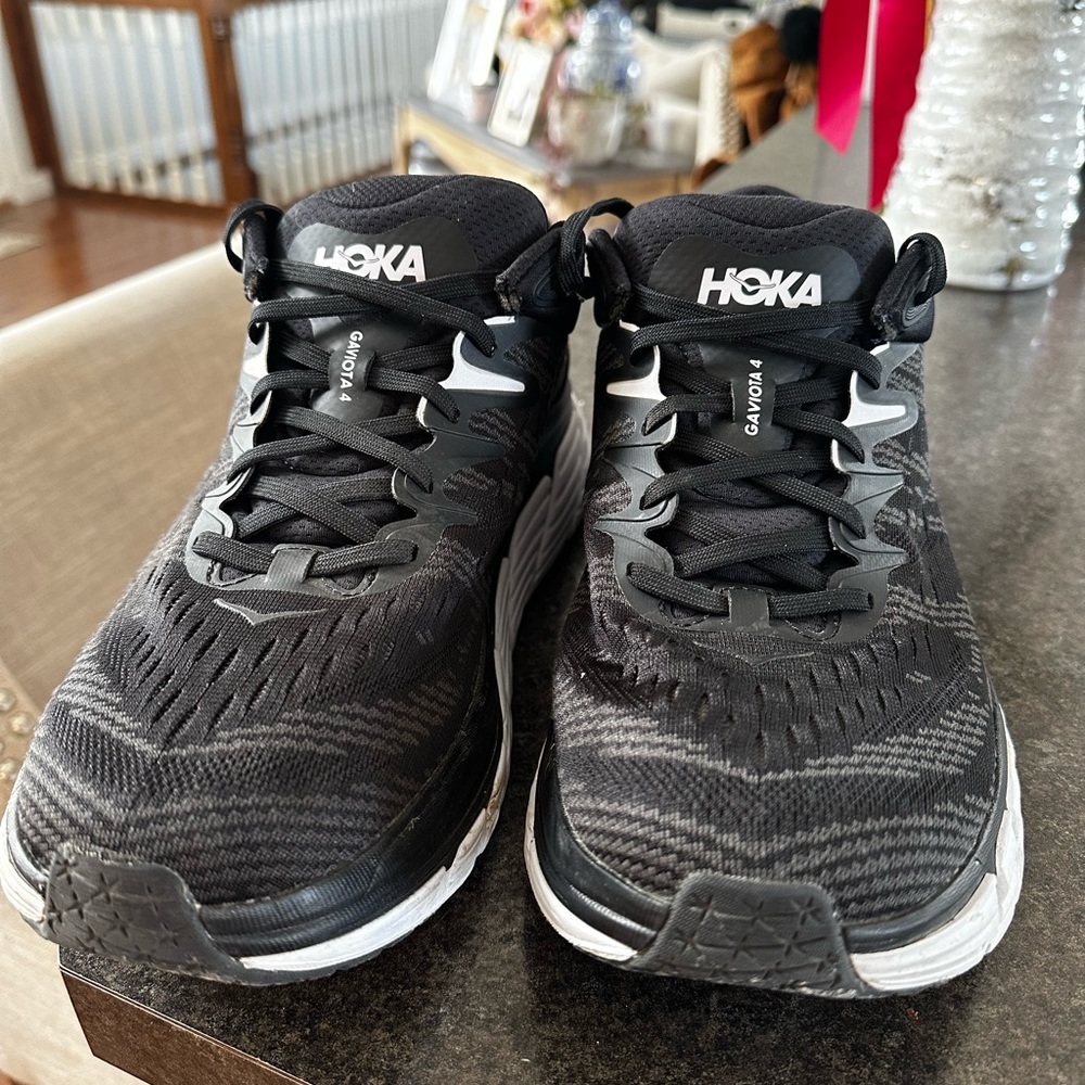 Men’s Hoka Gaviota 4 size 11